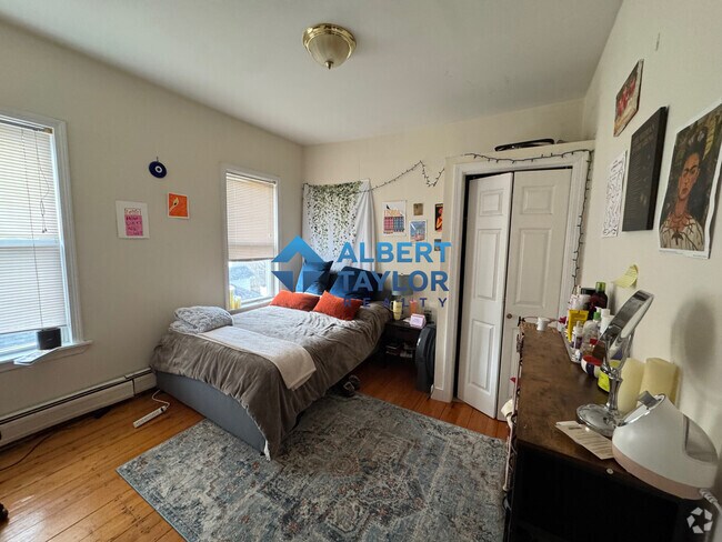Building Photo - 36 Bond St Unit 3L Rental
