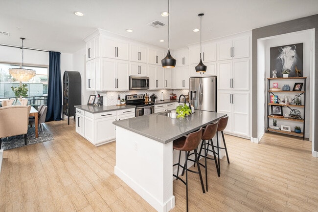 Photo - 6565 E Thomas Rd Unit 1076
