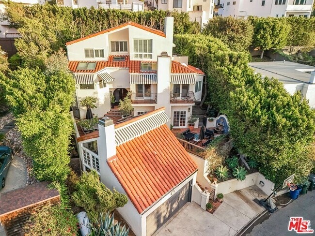 Building Photo - 2880 Searidge St Rental