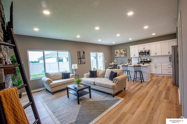 Building Photo - 14802-14804 Willow Street Unit 14802 Rental