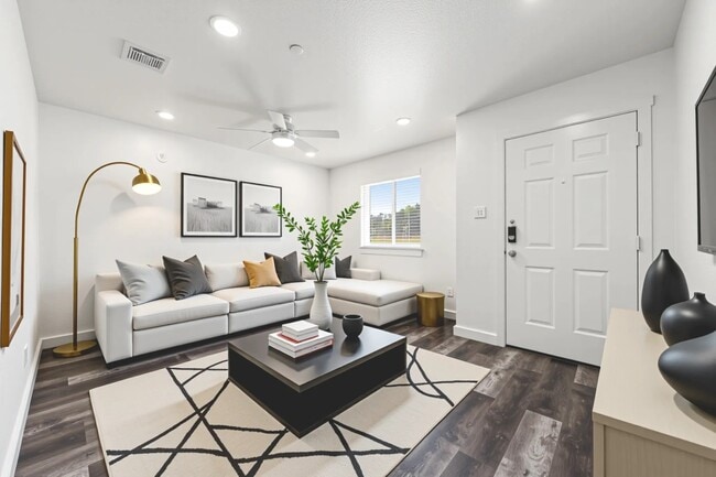 Photo - 12603 Telge Rd Unidad 8C