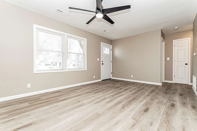 Photo - Charming 2 Bedroom Rental