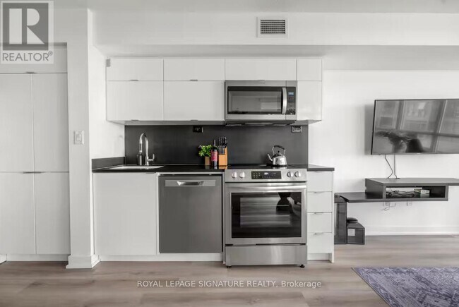 Photo - 21 Iceboat Terr Unité 1209