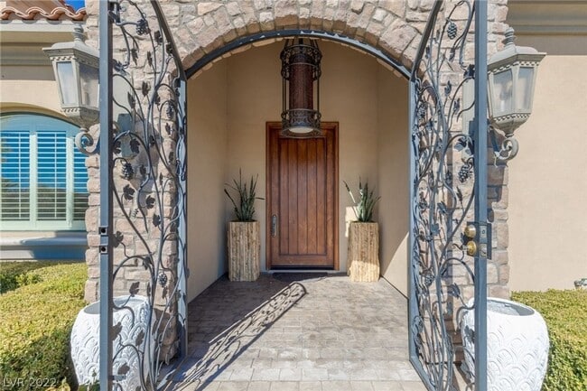 Photo - 9720 Verlaine Ct