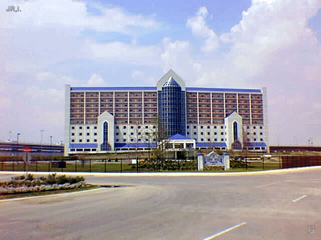 Photo - LoneStar Tower