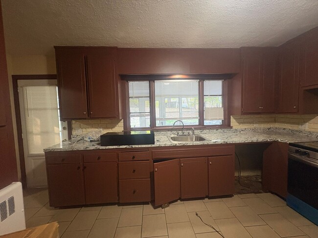 Photo - 60 Fountain Ter