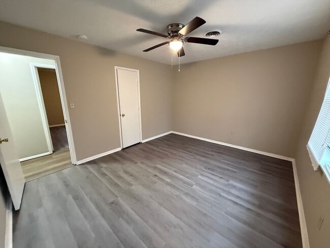 Photo - 1605/1607 Cedar Shoals Dr Unit 1605