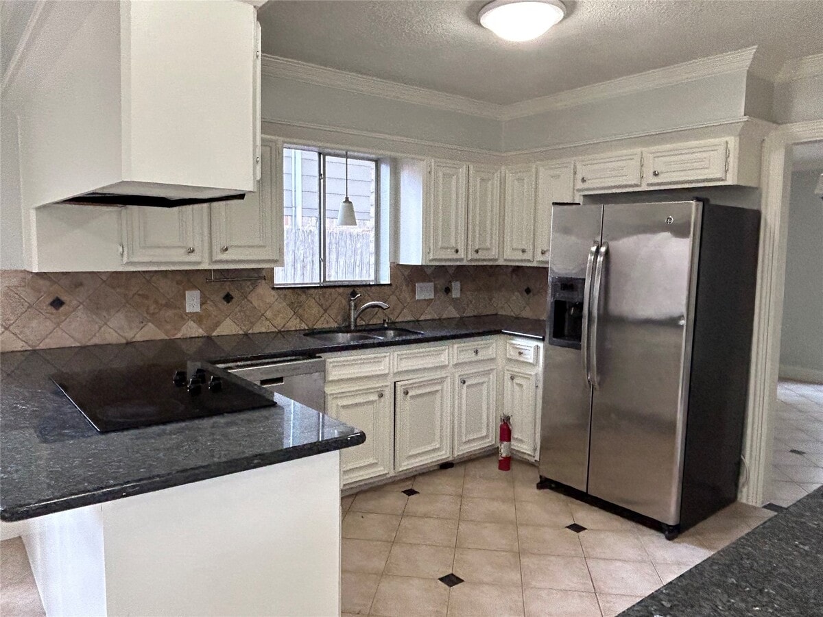 Photo - 706 Houghton Rd