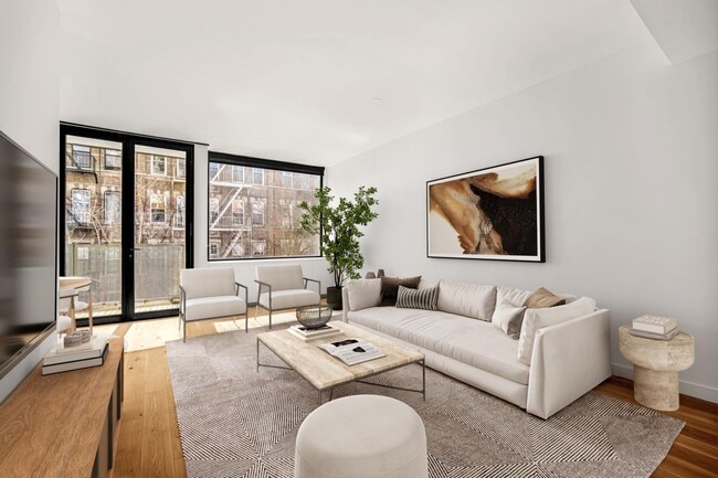 Building Photo - 277 E 7th St