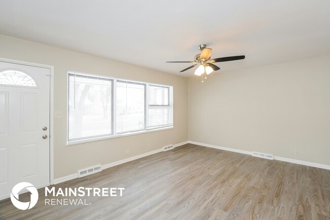 Photo - 8003 E 90th Terrace