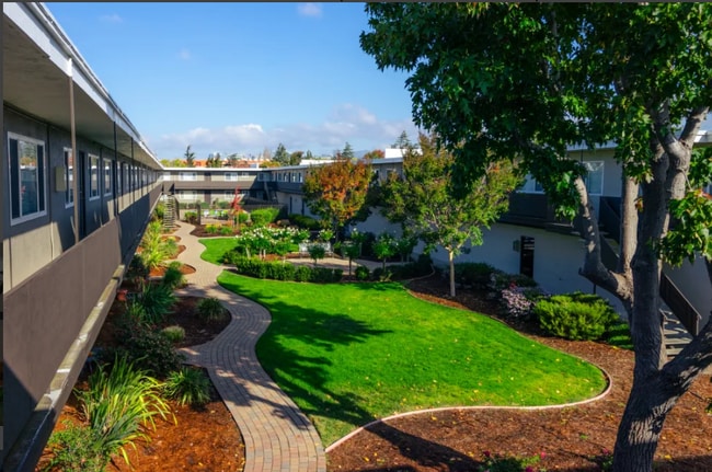 Photo - Garden Court Apartments