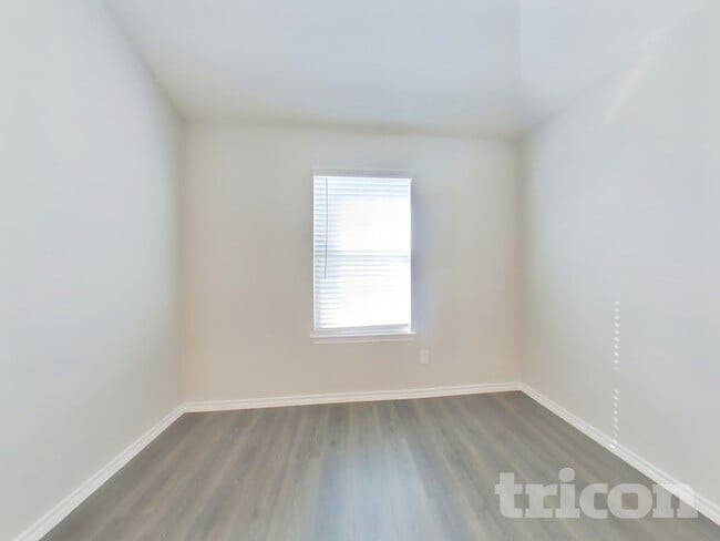 Photo - 3609 Doris Dr