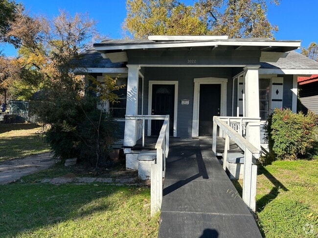 Building Photo - 3022 Lillian St Rental