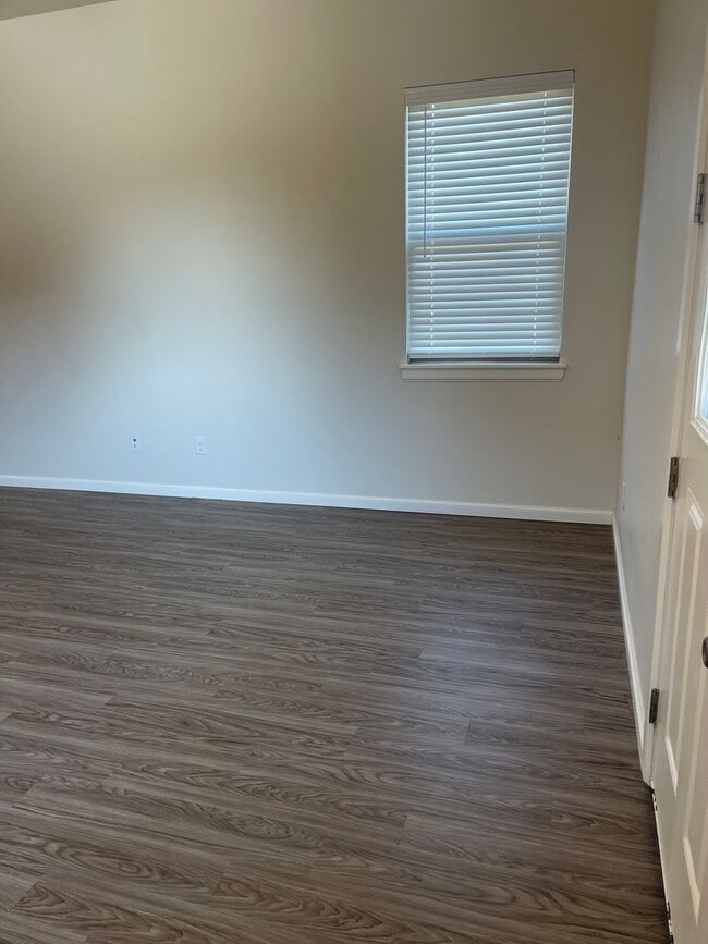 Photo - 3337 Enclave Pl