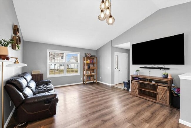 Photo - 3 Bedroom house with Finished Basement - Available August 2026