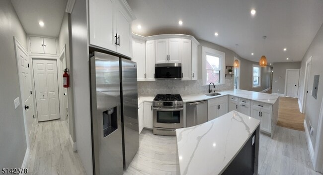 Photo - 20 Parkview Ave Unit 2