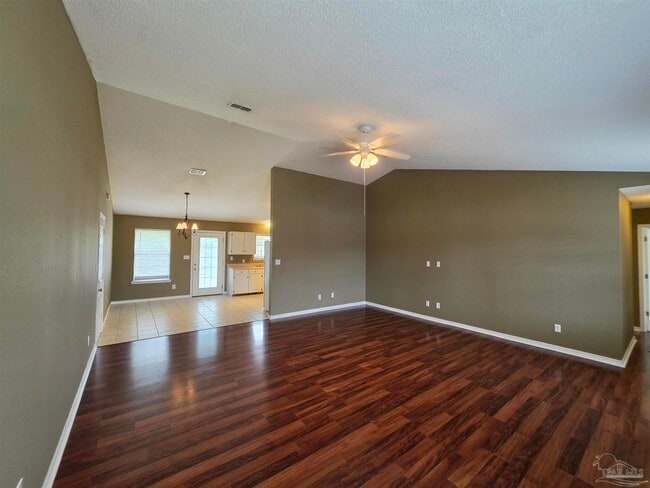 Photo - 4041 Shorewood Dr