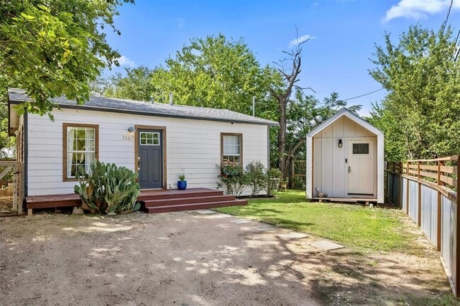 Building Photo - 1167 Ridgeway Dr