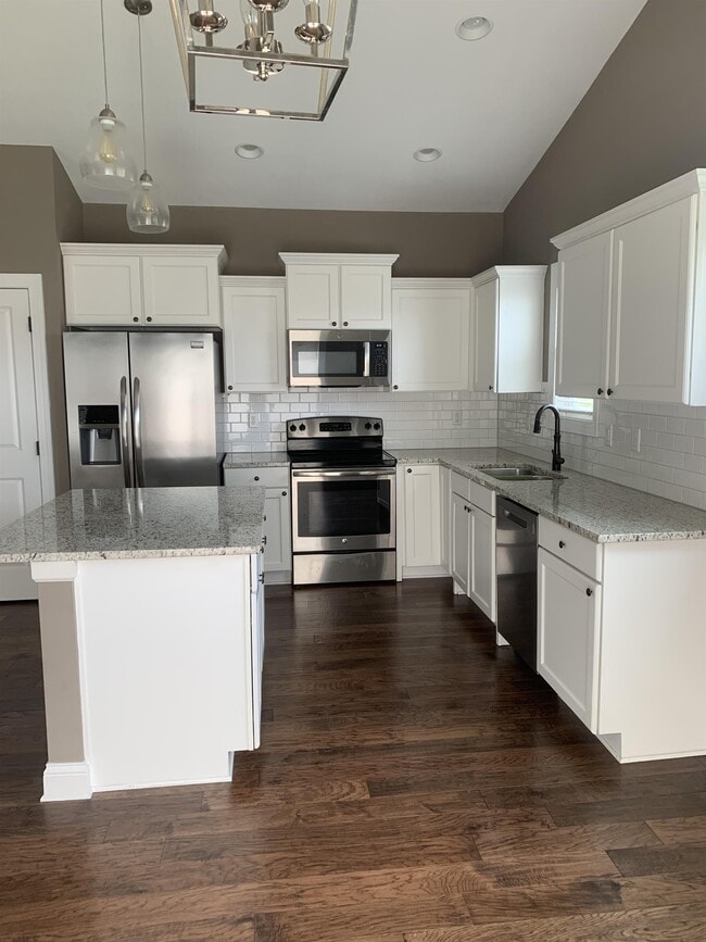 Photo - 16008 Springbrook Trl