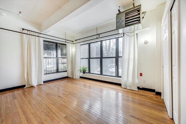 Photo - 2 Union St Unit 1L