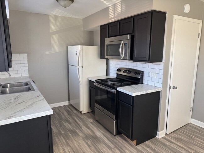 Photo - 3656-3658 CLIME RD, Unit 3658 CLIME