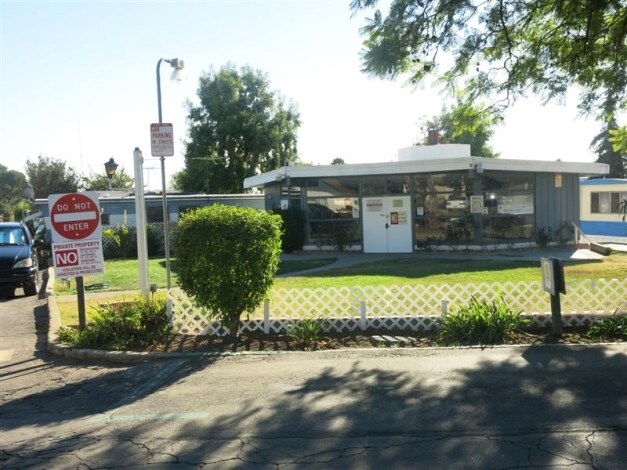 Photo - Foothill Mobile Home Park