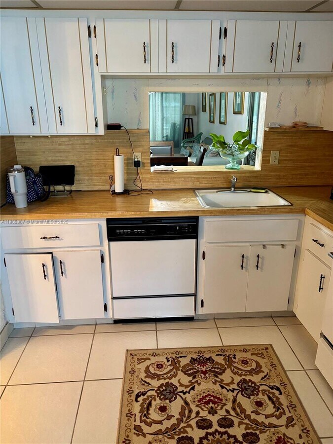 Photo - 3571 Inverrary Dr Condo Unit 101