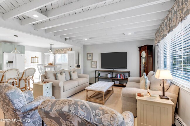Photo - 2123 Edgewood Pl