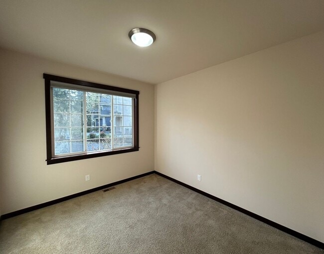 Photo - Beautiful 4 Bed, 3 Bath Home in Lynnwood