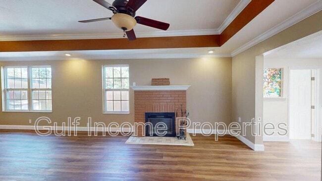 Photo - 2635 Arnold St