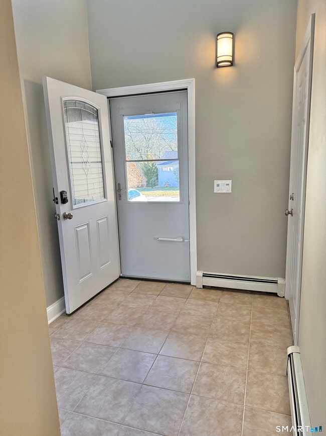 Photo - 94 Waldron Dr