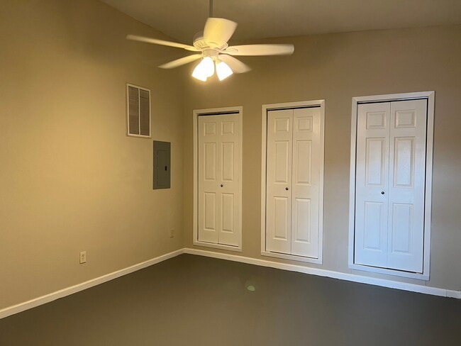 Photo - 20045 FM306 Unit 103