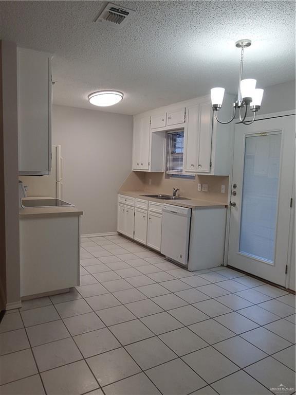 Photo - 10 Nightingale Ave Unit C