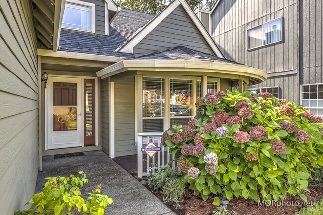 Photo - 12840 SW Harlequin Dr