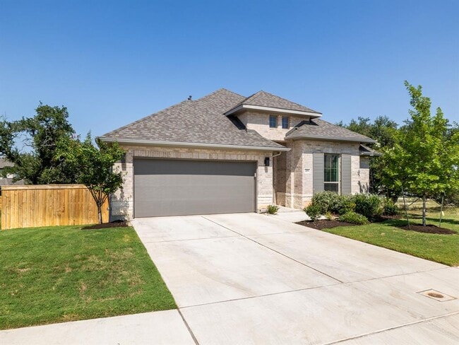 Photo - 109 Amber Oak Ln