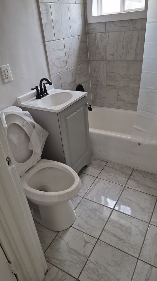 Photo - CHARMING SINGLE-FAMILY HOME IN GARY – AVAILABLE NOW!