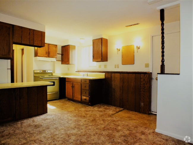 Building Photo - 716 S 16th Ave Rental