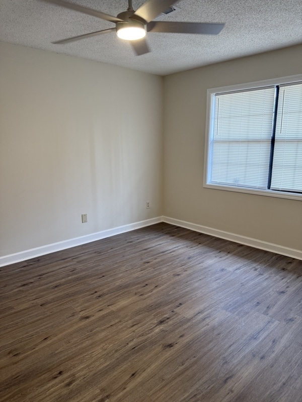 Photo - 273 Norman Dr