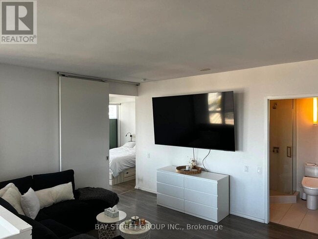 Photo - 125 Peter St Unit 1202