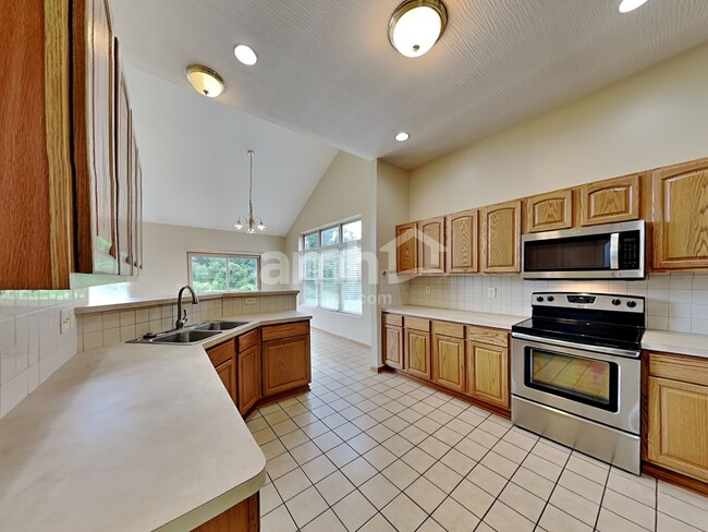 Photo - 160 Whittington Pl