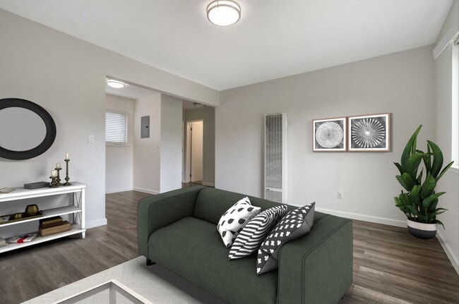 Photo - Oak Grove - 406 Van Buren