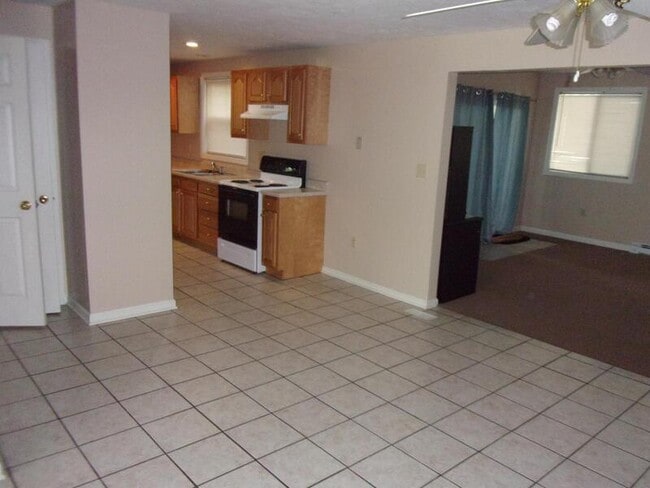 Photo - 1536 Briarwood Cir