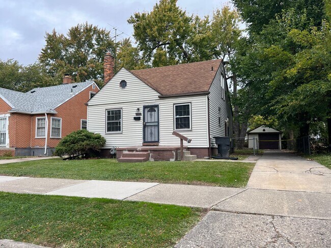 Stunning 3 bed 1 bath eastside Detroit pro... - Stunning 3 bed 1 bath eastside Detroit pro... House