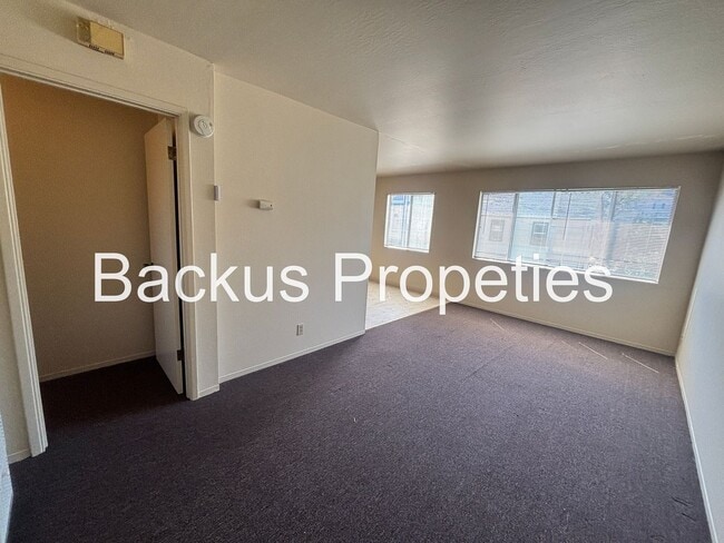 Photo - 545-549 Union St Unit 547