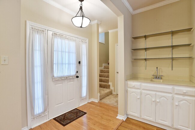 Photo - 148 Cobblestone Row Unidad 1
