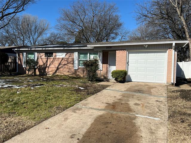 Photo - 3009 Clover Dr