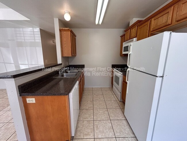 Photo - 1439 Brazil Ave