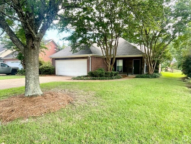 Building Photo - 3 Bedroom 2 Bathroom Home for Rent in Cast...