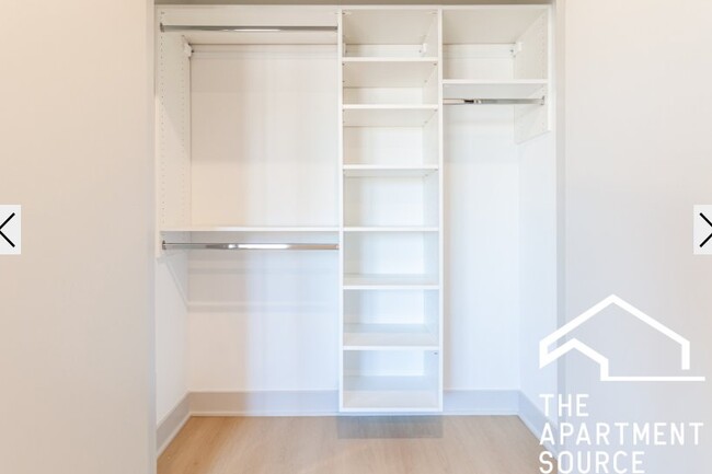 Photo - 4102 N Sheridan Rd Unit 2