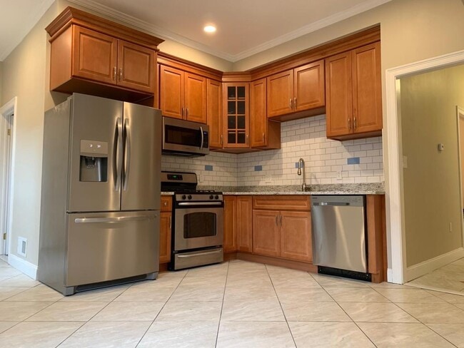 Photo - 2 Boardman Pl